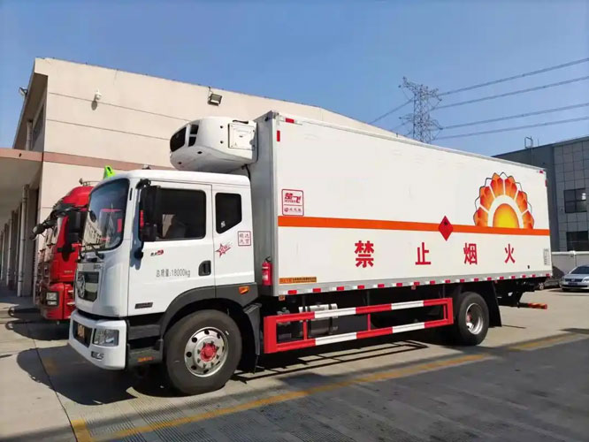 松北危险品托运